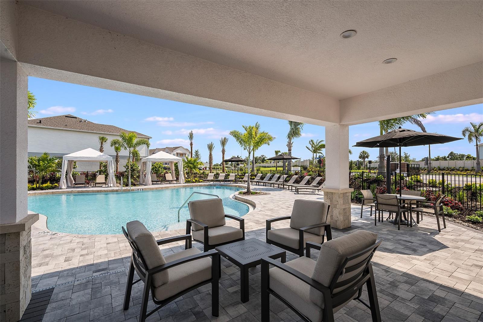 VINTERRA TOWNHOMES - Residential