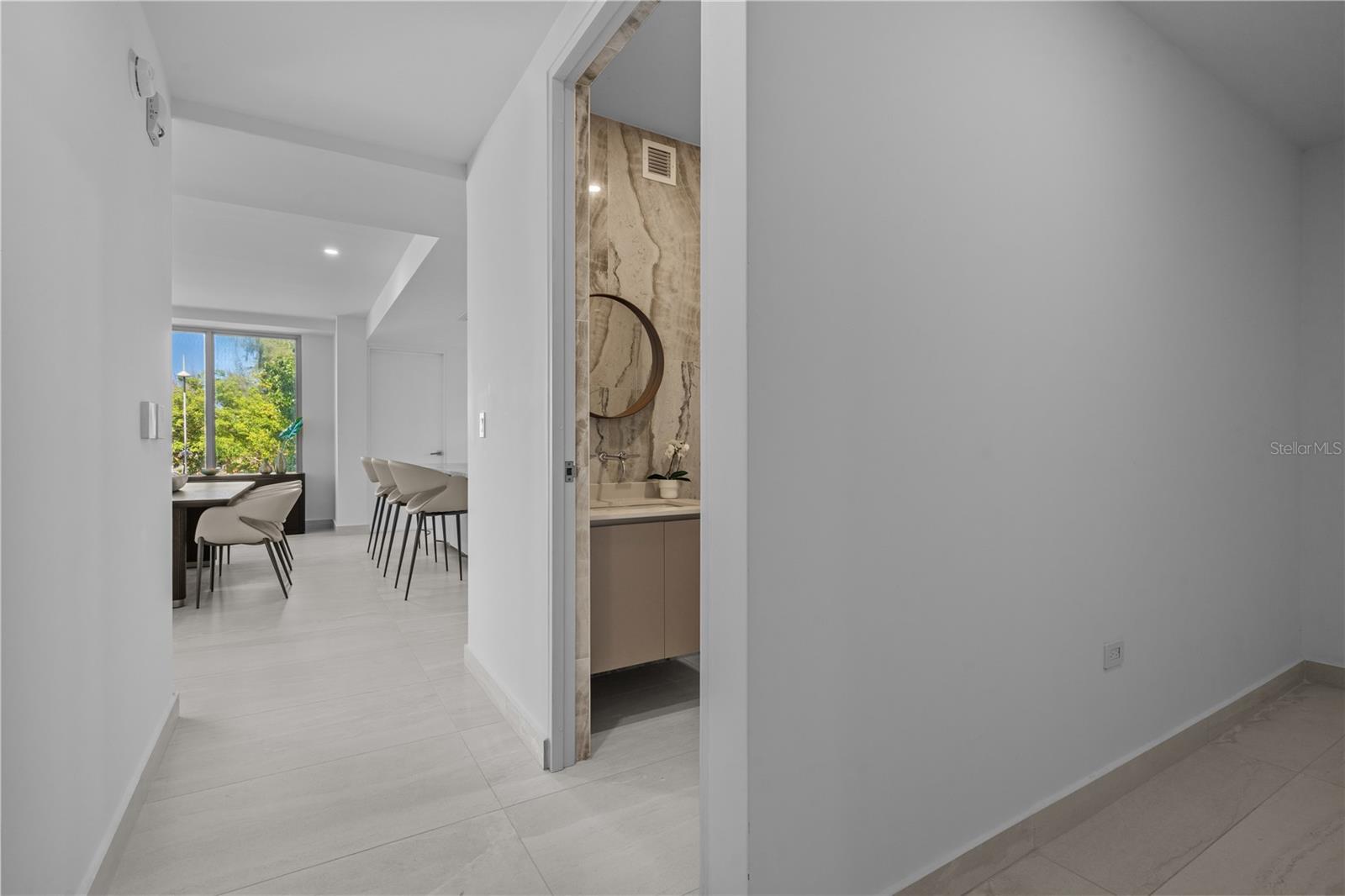 LE PARC 203 - Residential Lease