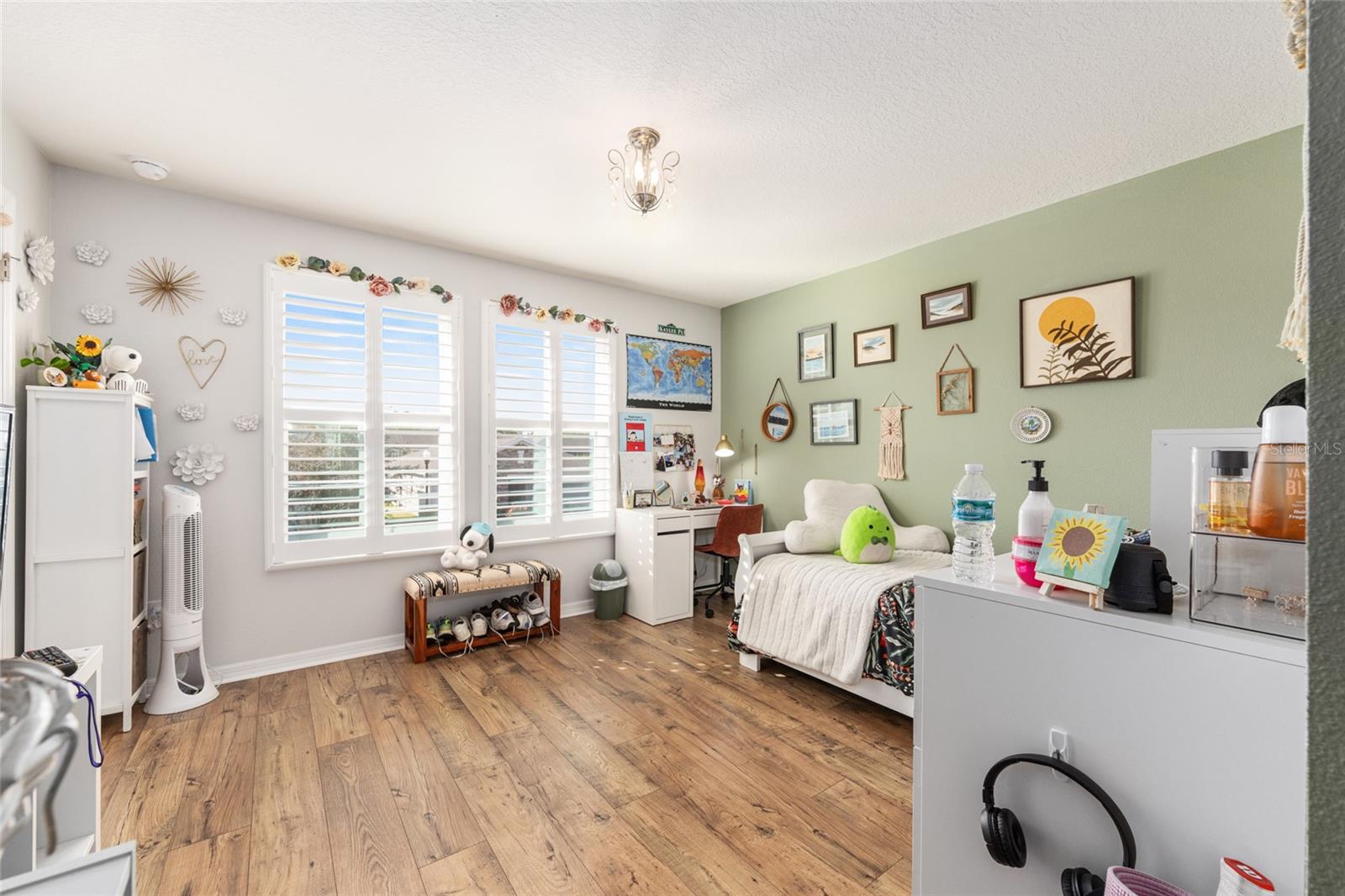 MEADOWS OF HEATHBROOK - Residential