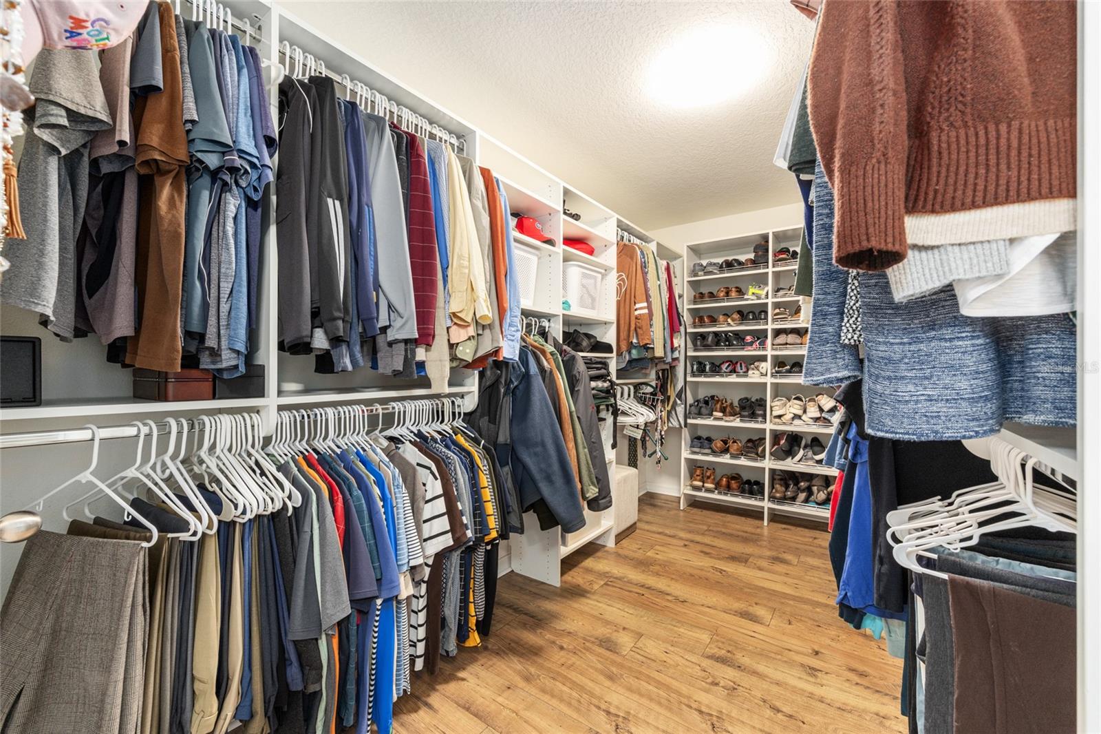 MEADOWS OF HEATHBROOK - Residential