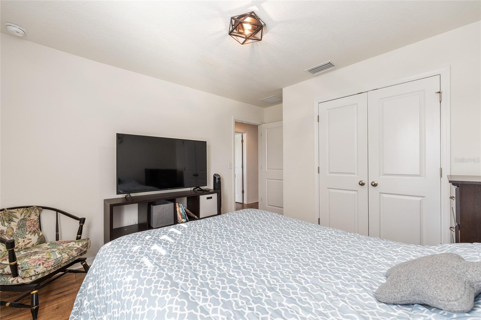 MEADOWS OF HEATHBROOK - Residential