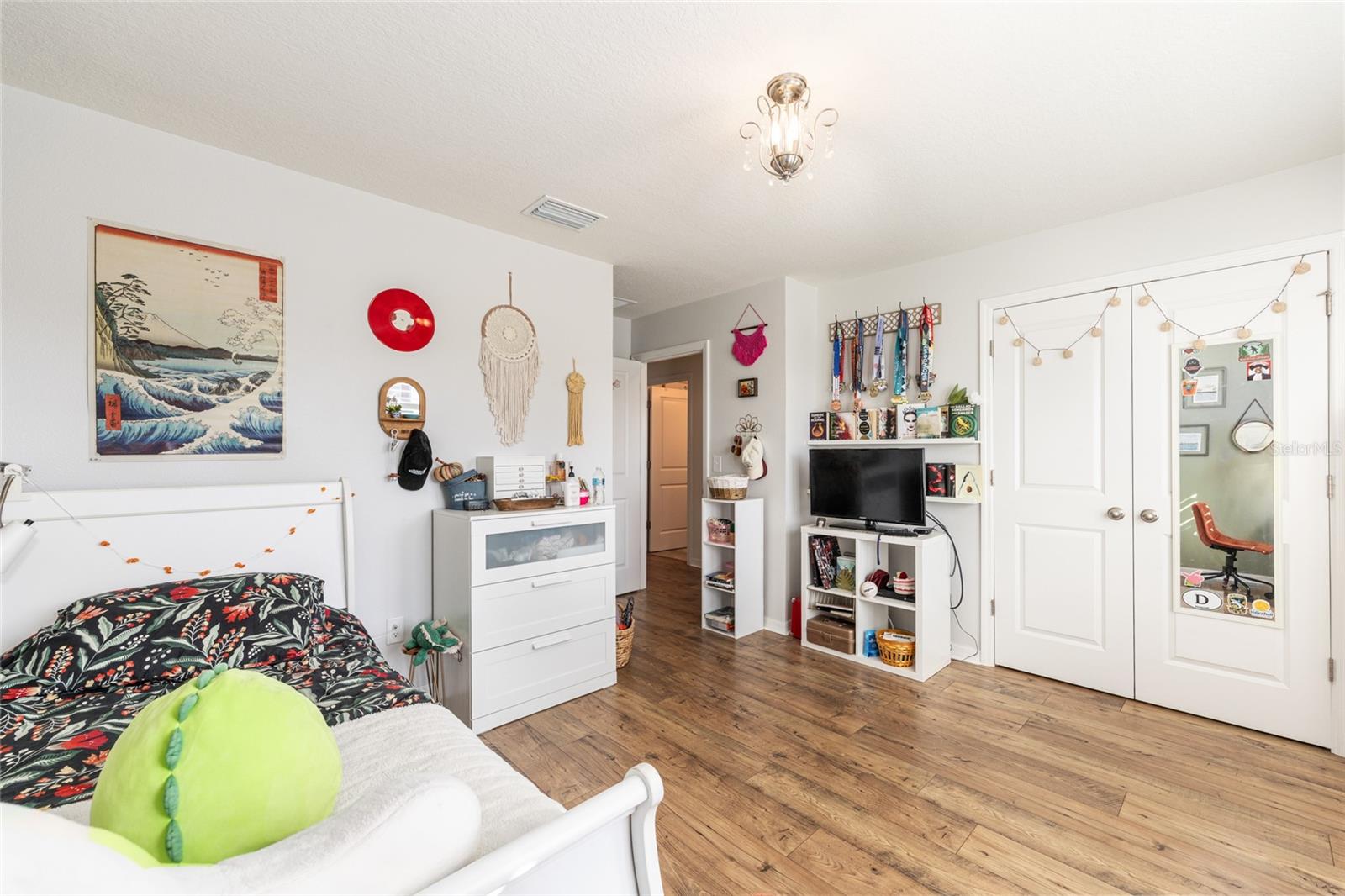 MEADOWS OF HEATHBROOK - Residential