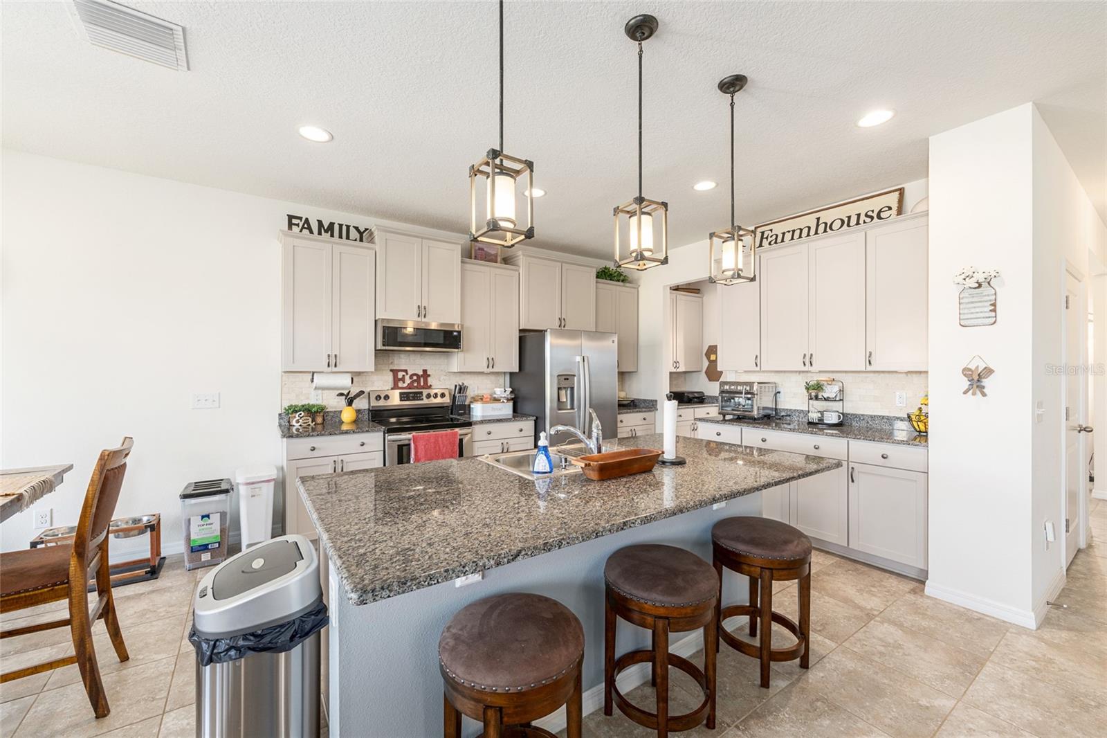 MEADOWS OF HEATHBROOK - Residential