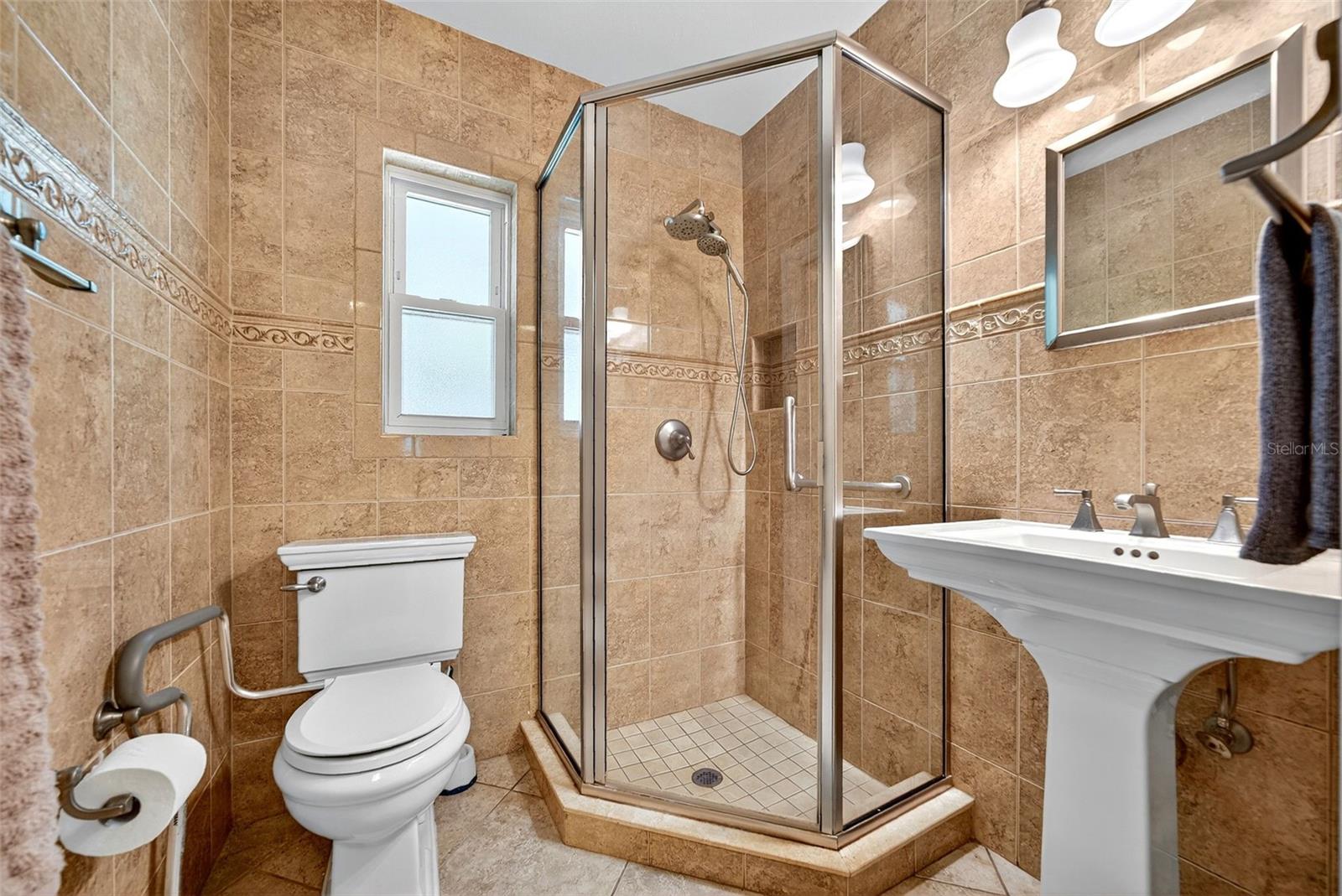 RIVERWOOD PARK RESUB - Residential