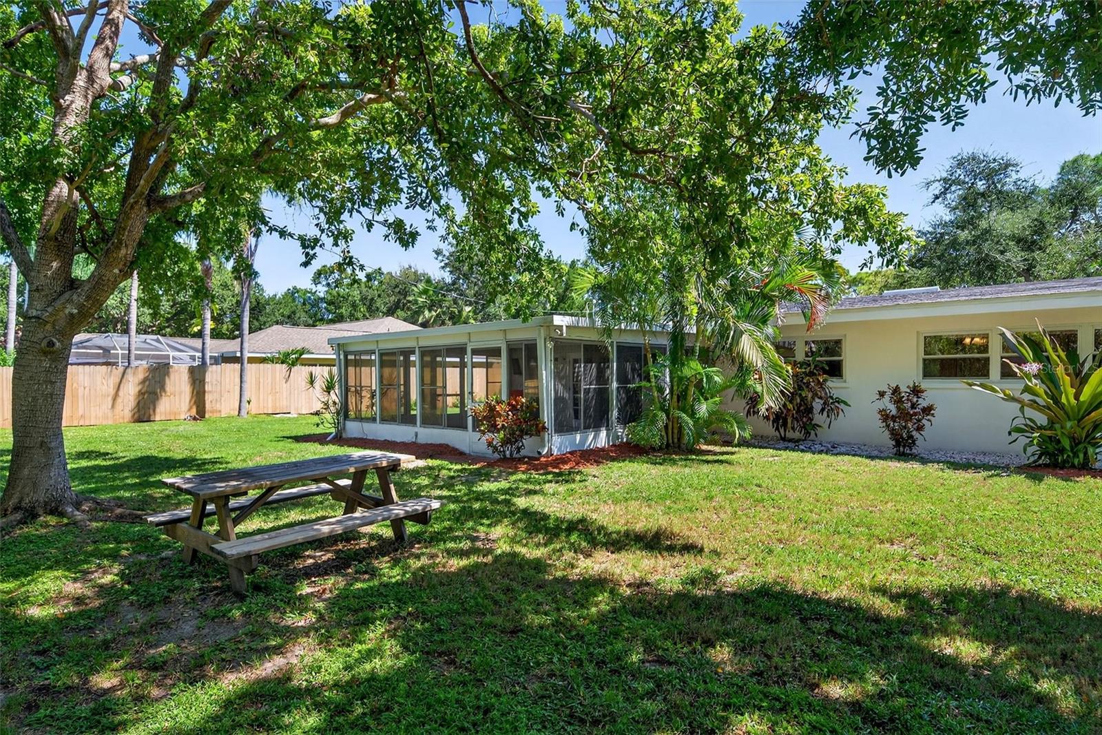 RIVERWOOD PARK RESUB - Residential