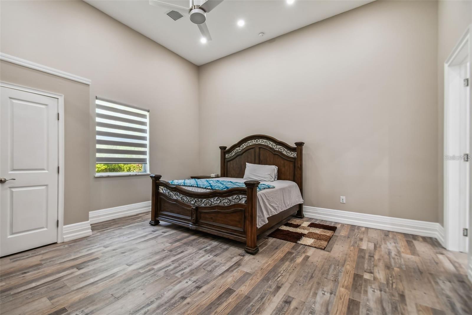 ACREAGE & UNREC - Residential