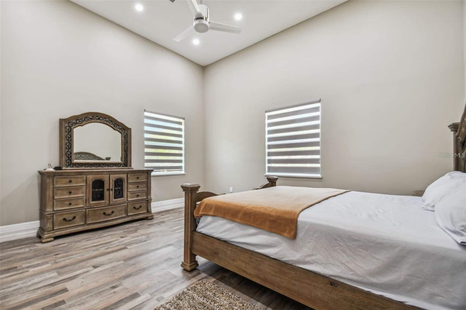 ACREAGE & UNREC - Residential