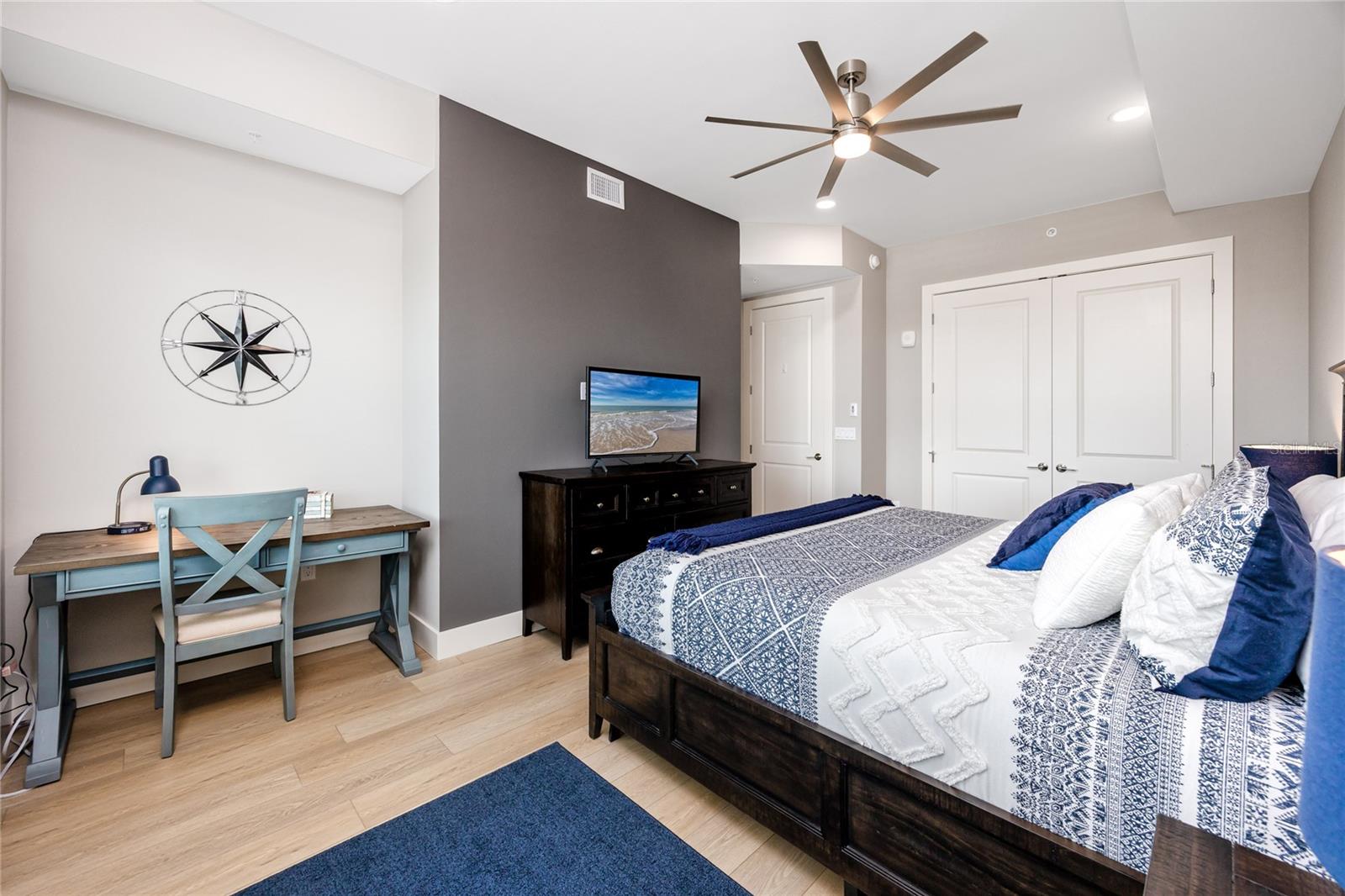 HARBOR AT TOWN CENTER CONDO - Residential