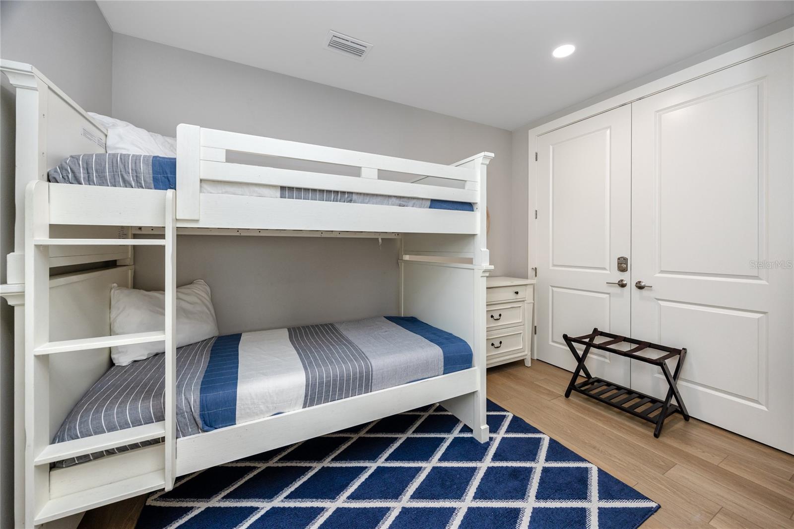 HARBOR AT TOWN CENTER CONDO - Residential