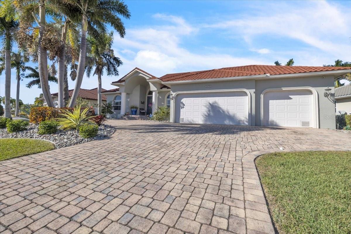 PUNTA GORDA ISLES SEC 12 - Residential