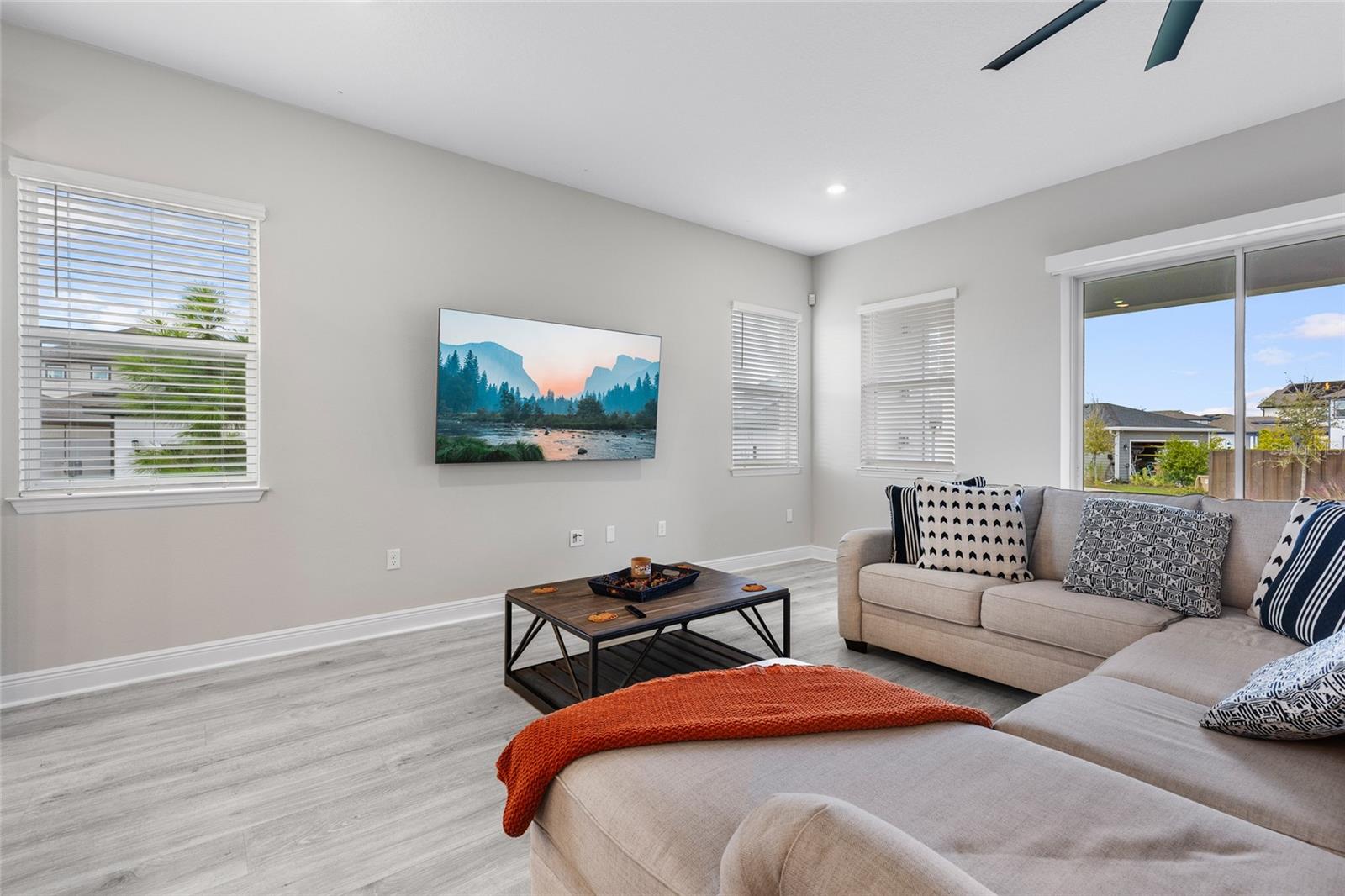 WESLYN PARK PH 2 - Residential