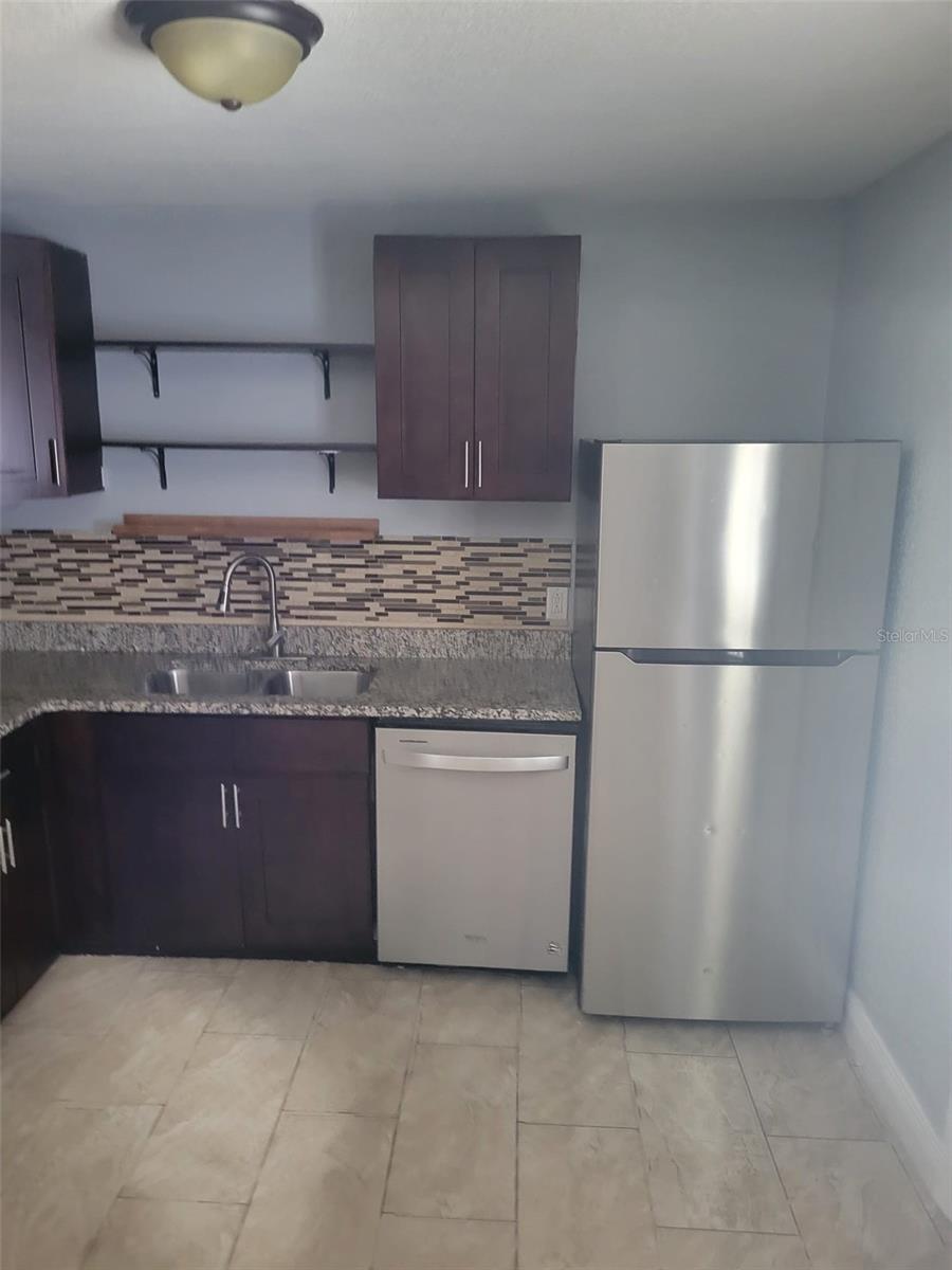 LAKE IDYLL ESTATES - Residential Lease