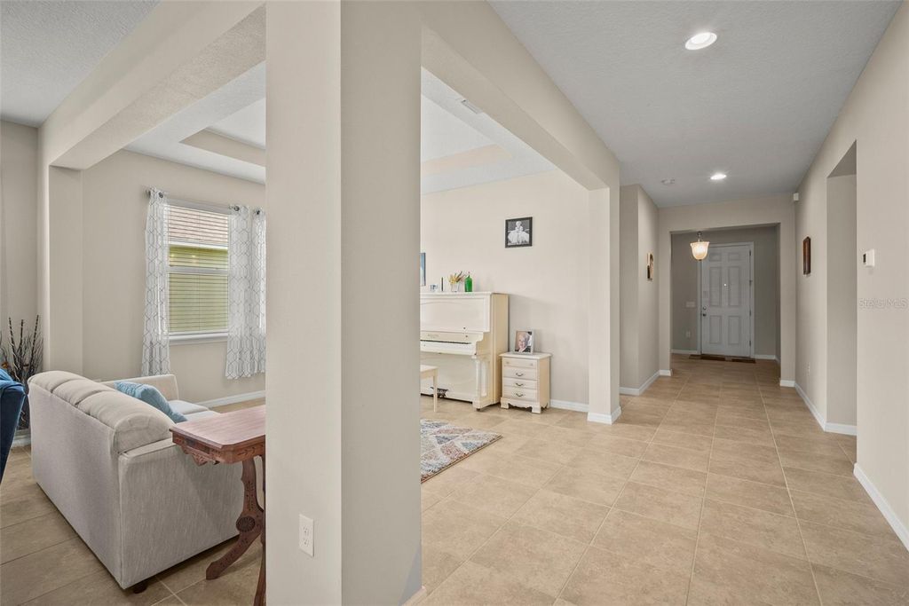 Photo of 226 Tapa Parish Run, Bradenton, FL 34212 (MLS # A4656133)