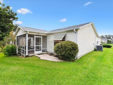 Tiny photo for 17663 SE 92nd Grantham Terrace, The Villages, FL 32162 (MLS # G5117093)