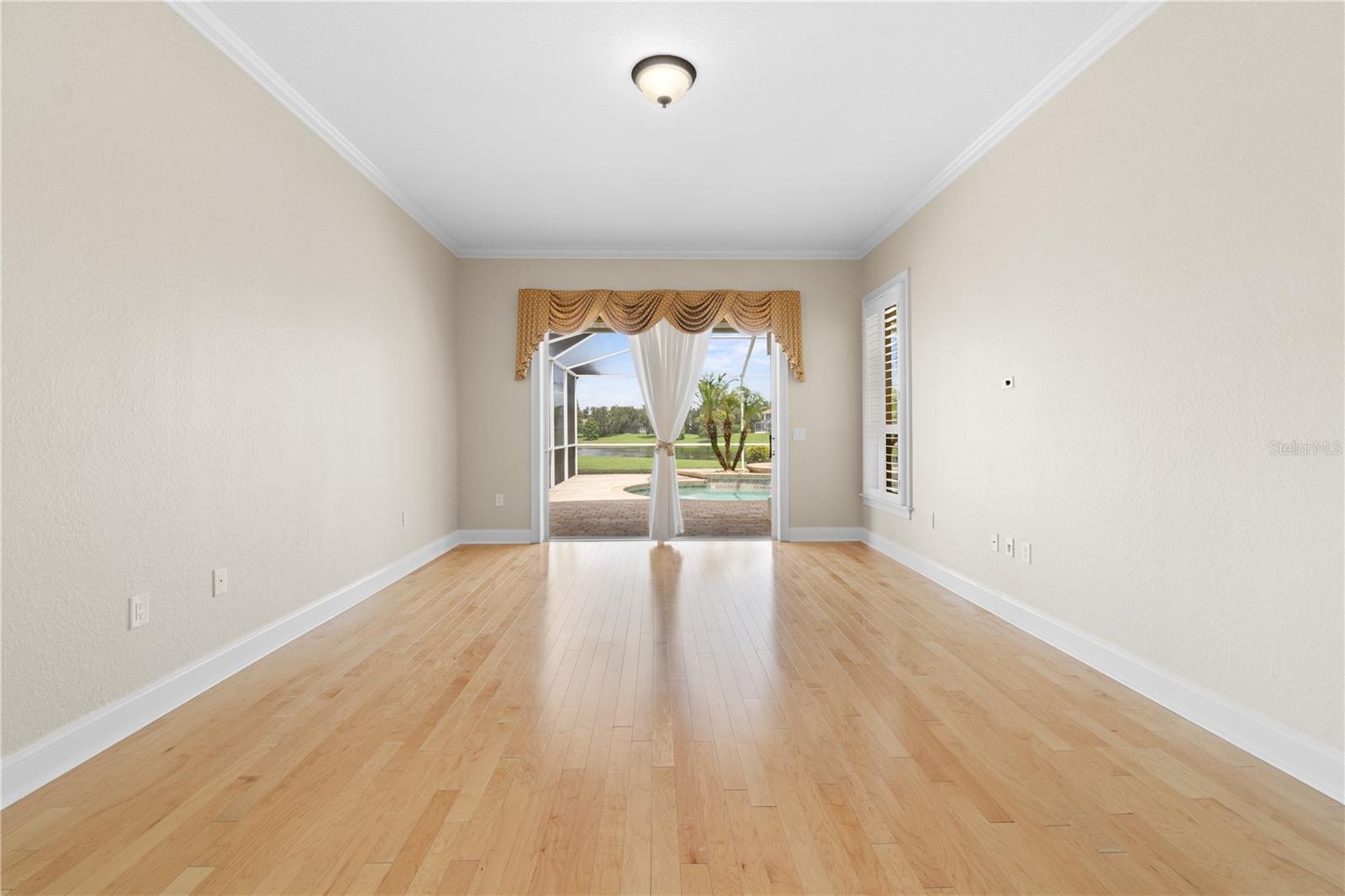 WYNDHAM AT LAKE WINTERSET - Residential
