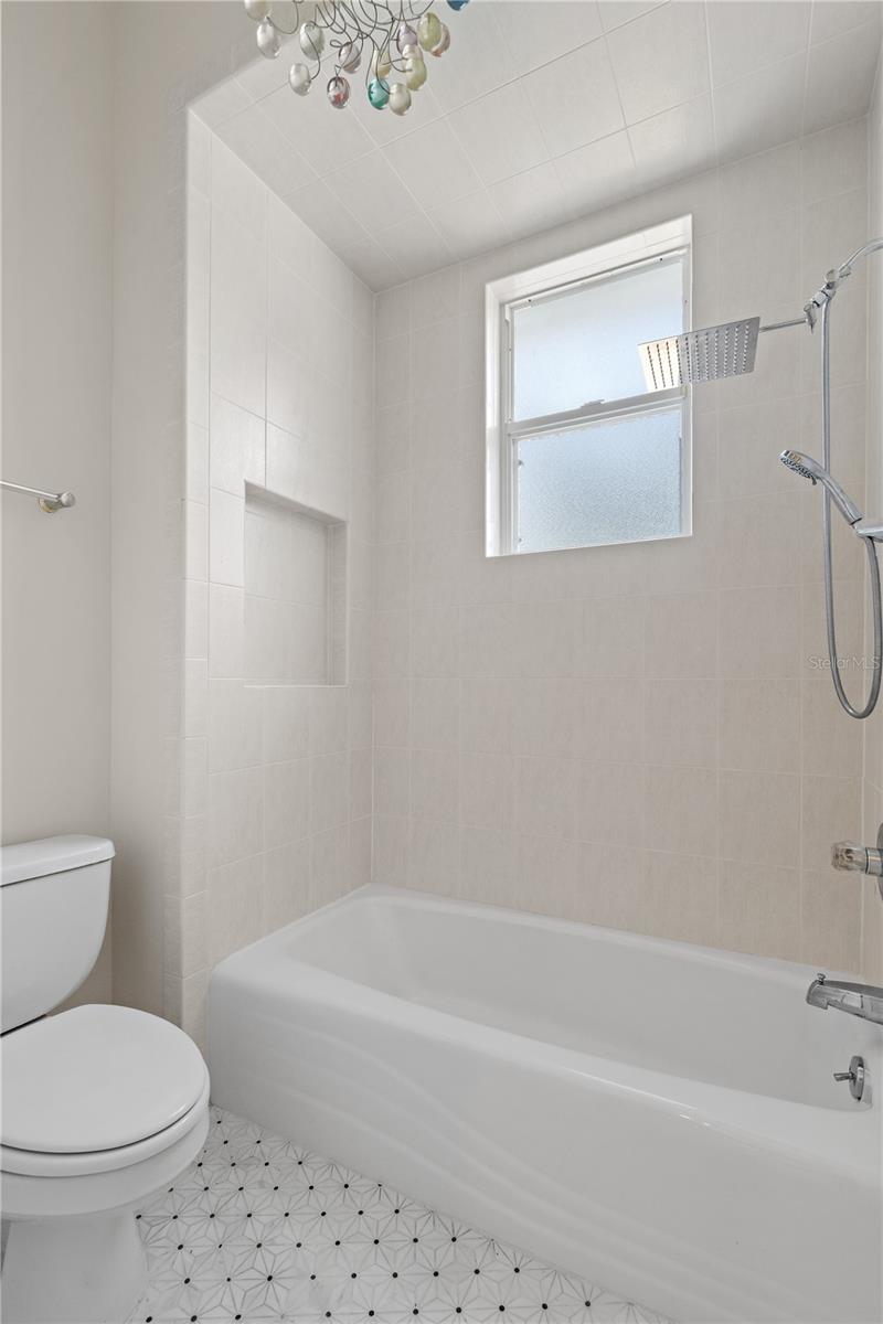 WYNDHAM AT LAKE WINTERSET - Residential