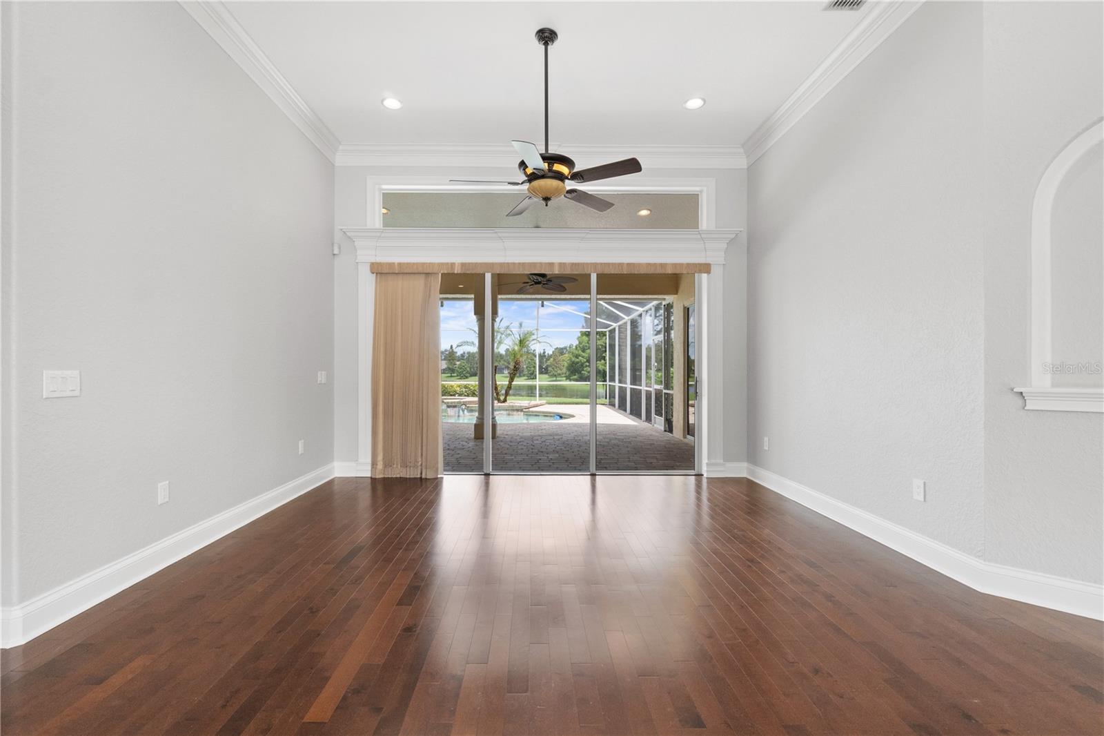 WYNDHAM AT LAKE WINTERSET - Residential