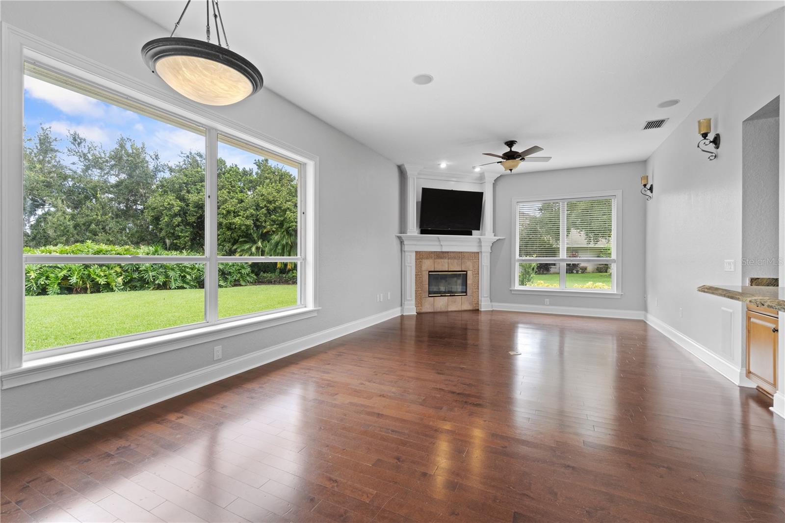WYNDHAM AT LAKE WINTERSET - Residential