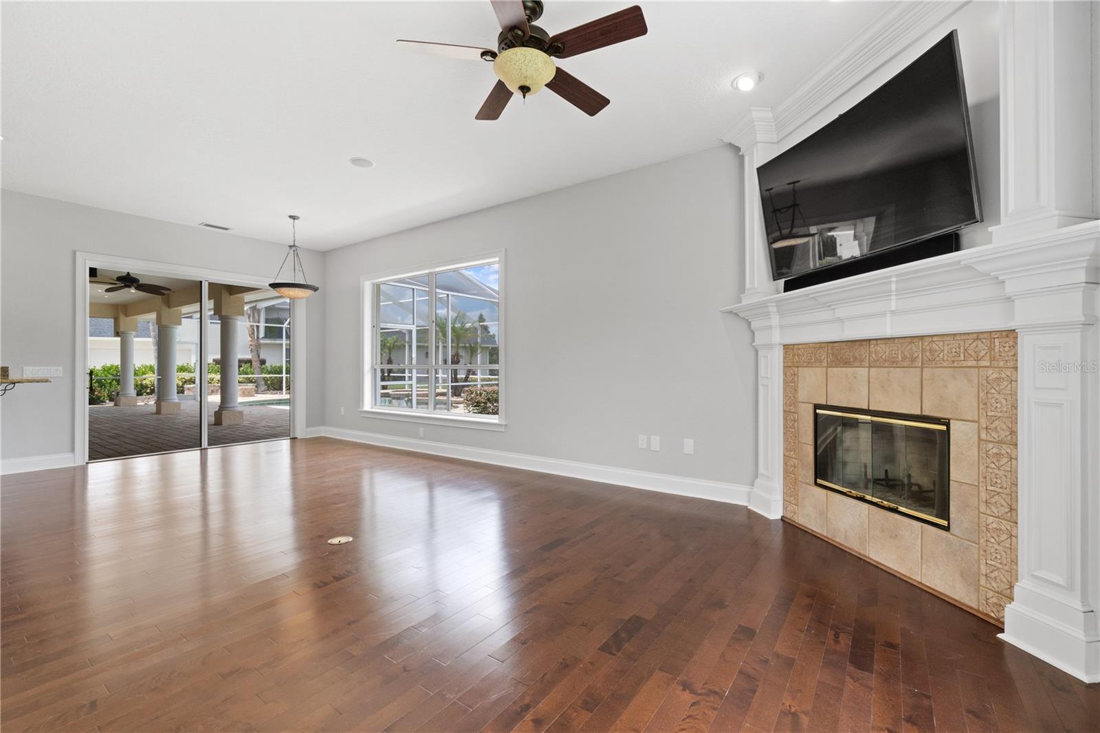 WYNDHAM AT LAKE WINTERSET - Residential