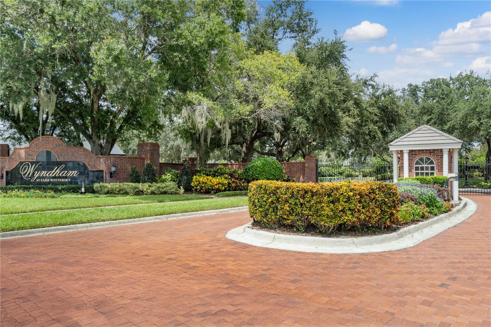 WYNDHAM AT LAKE WINTERSET - Residential