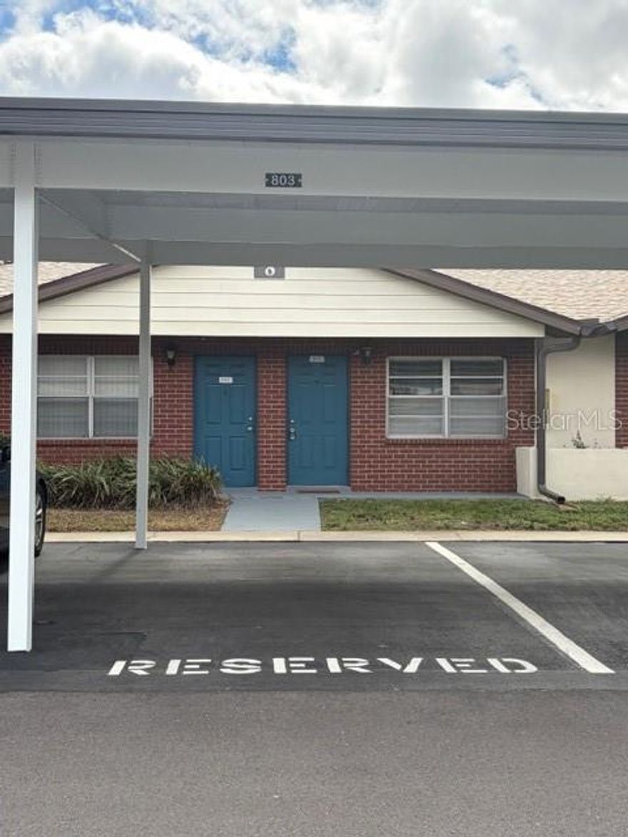 Charming Clearwater Condo - one bedroom, one bath centrally located for shopping and restaurants.  Condo has been recently renovated and is in move in condition!  A/C is less then 1 yr old, Hot water heater is 3 plus yrs old. This condo features a pulldown ladder with attic storage.  This condo also features a large screened in porch for your outside entertainment.  This unit is close to the clubhouse, pool and laundry facilities.  A MUST SEE!