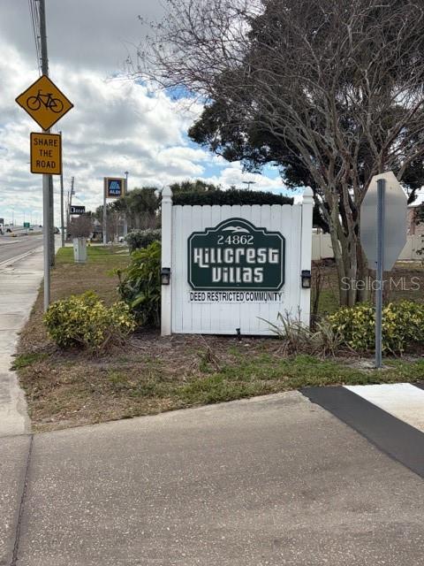 HILL CREST VILLAS - Residential