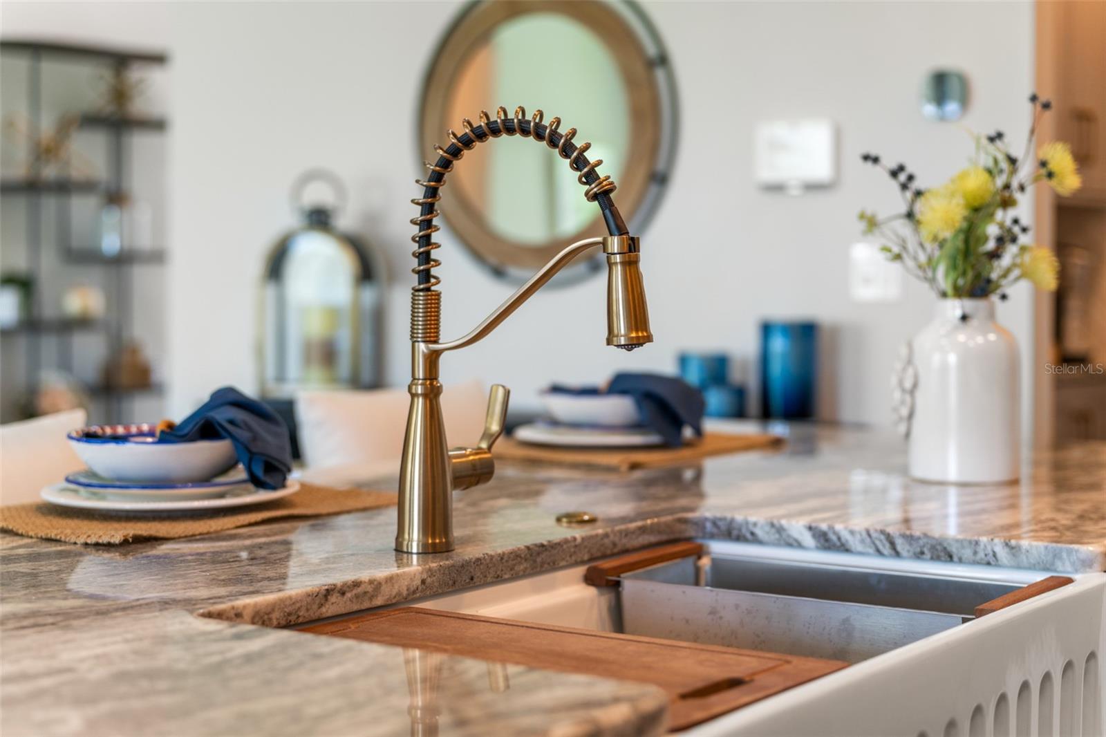 SUN N LAKE - Residential