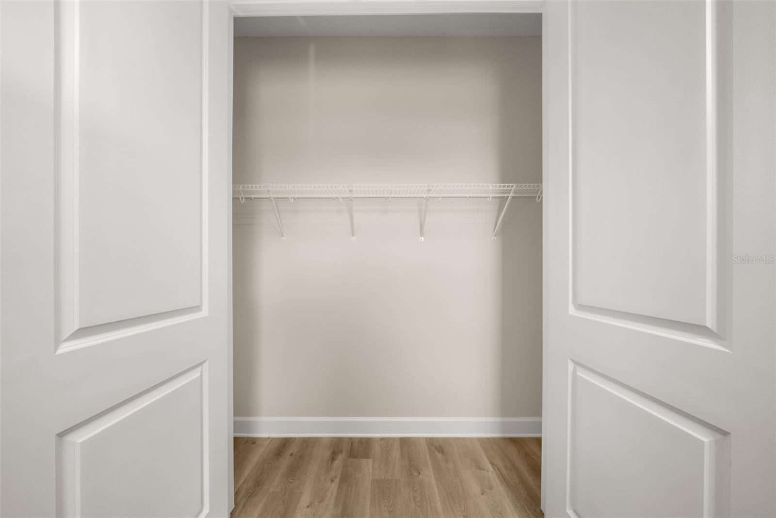 SUN N LAKE - Residential