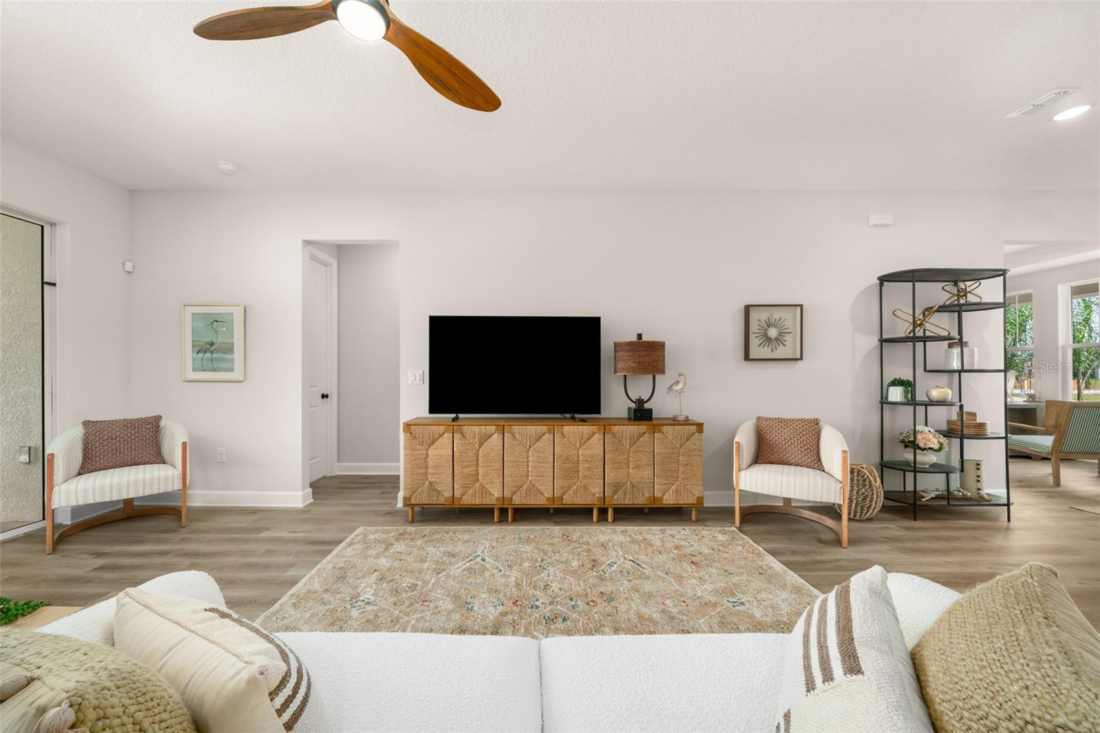 SUN N LAKE - Residential