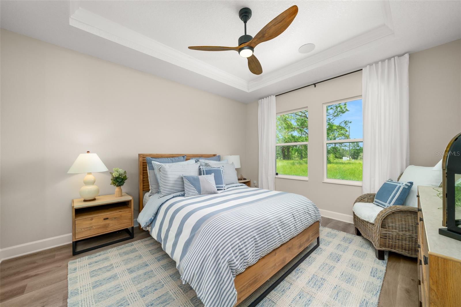 SUN N LAKE - Residential