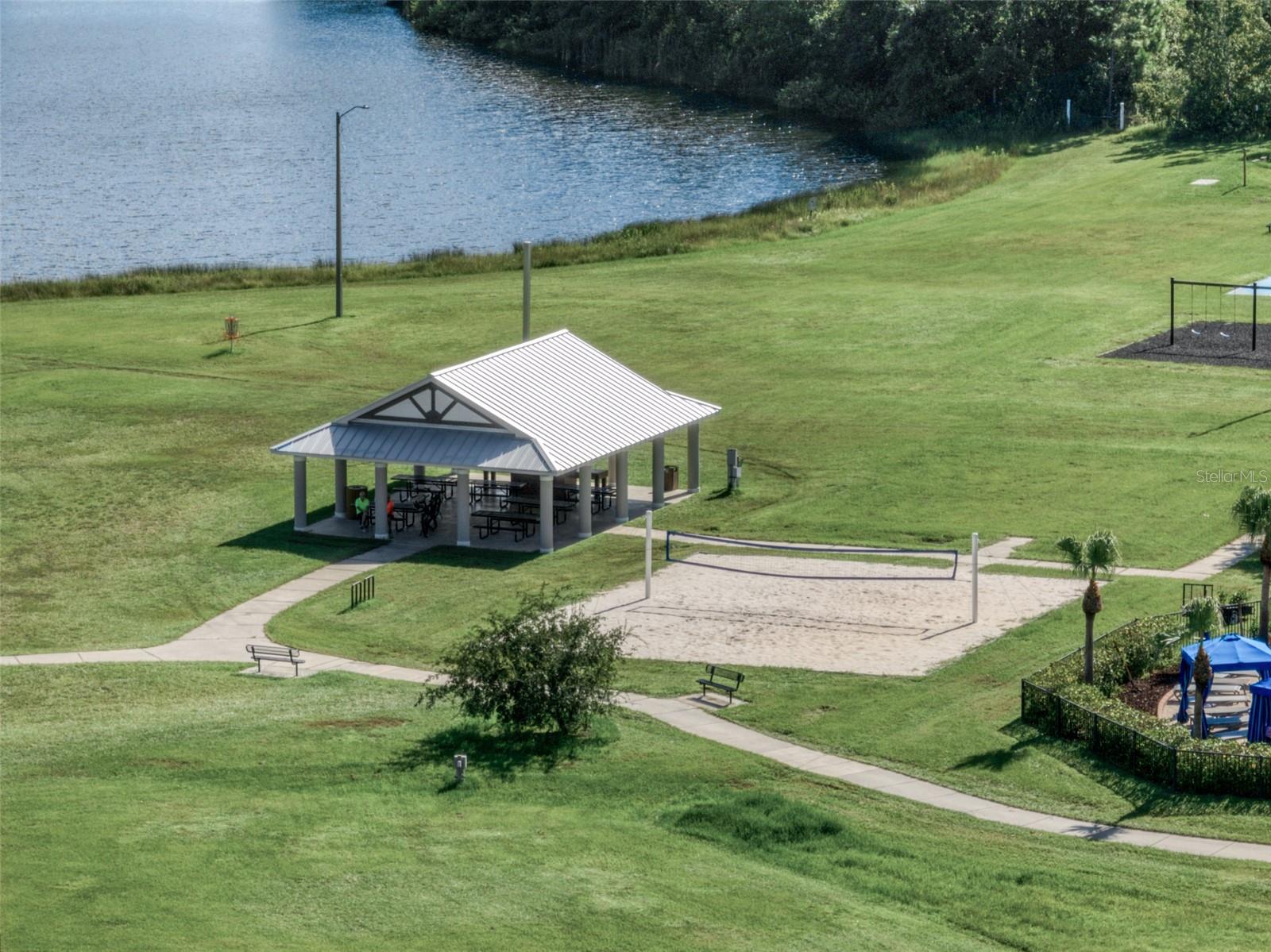 SUN N LAKE - Residential