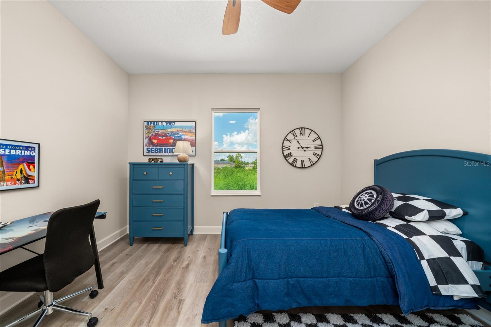 SUN N LAKE - Residential