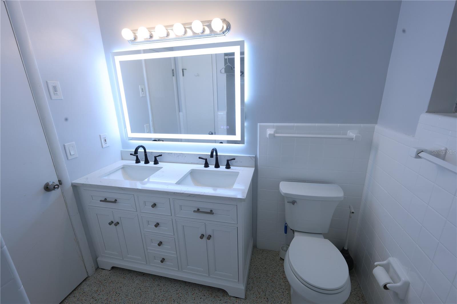 PEALE PARK - Residential Lease