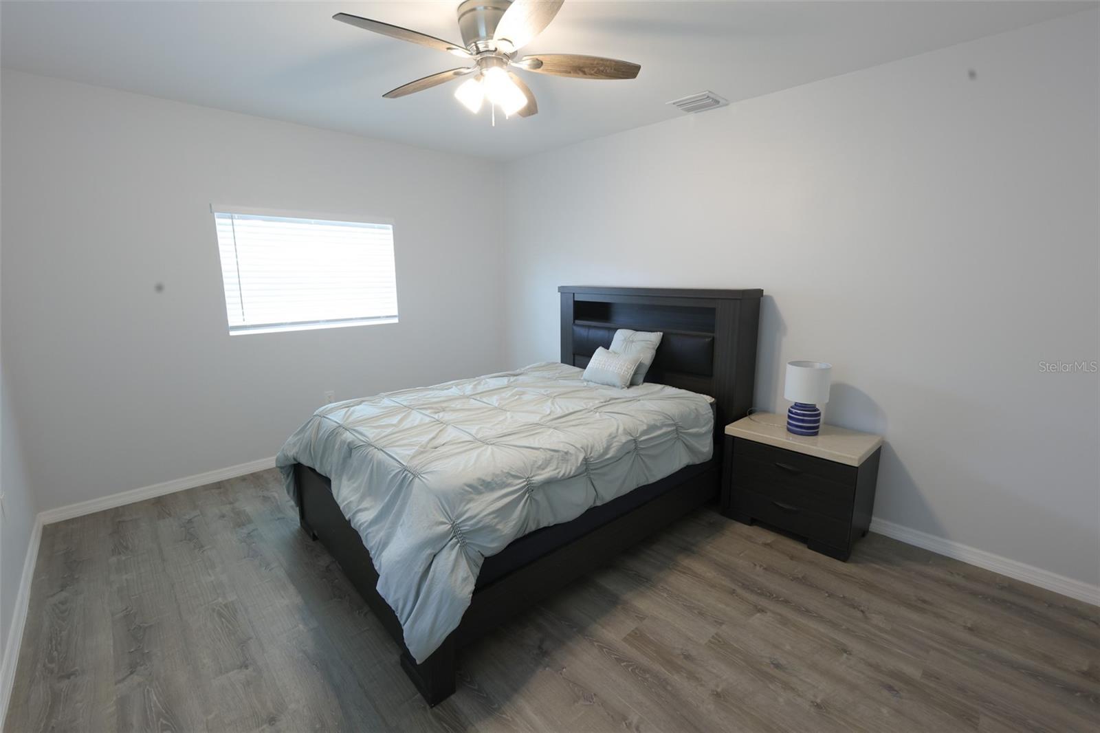 PEALE PARK - Residential Lease