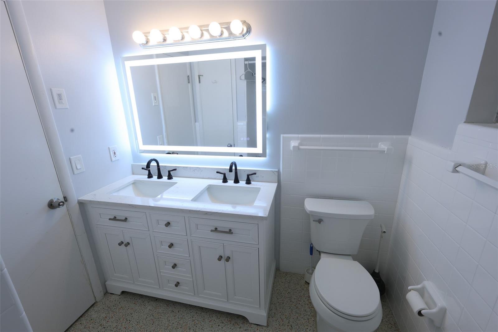 PEALE PARK - Residential Lease