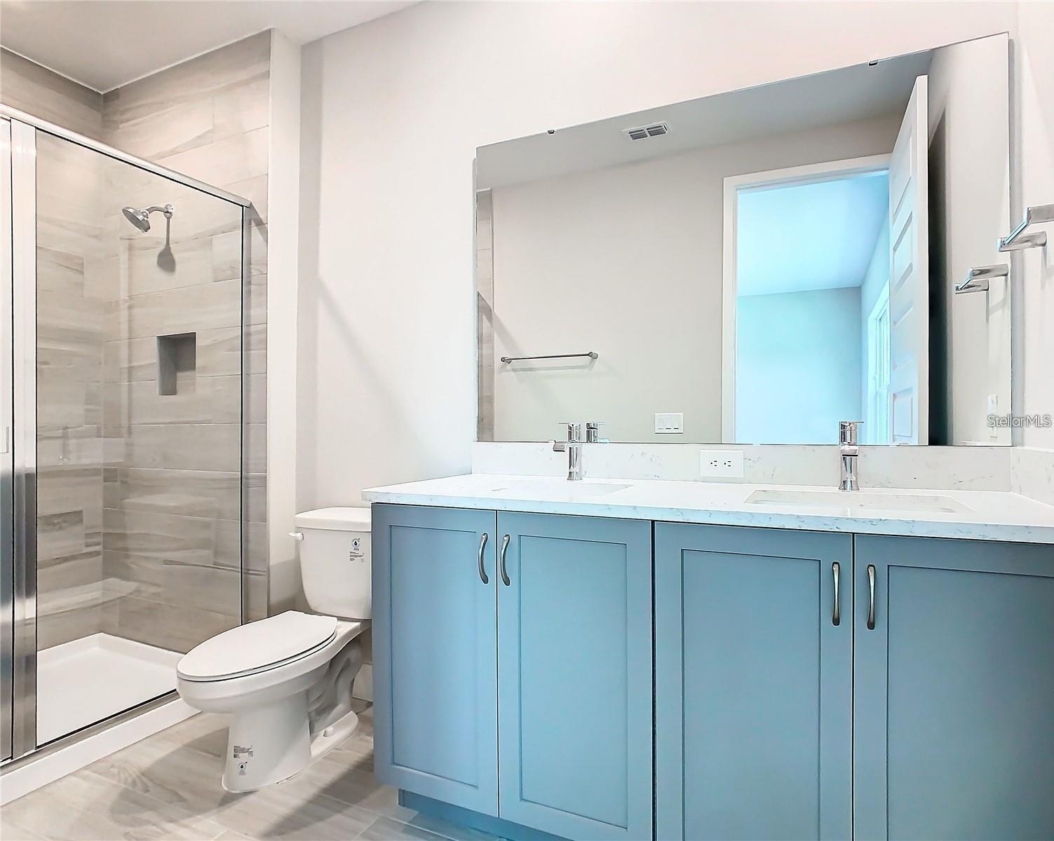 SPECTRUM AT REUNION PH 2 - Residential Lease