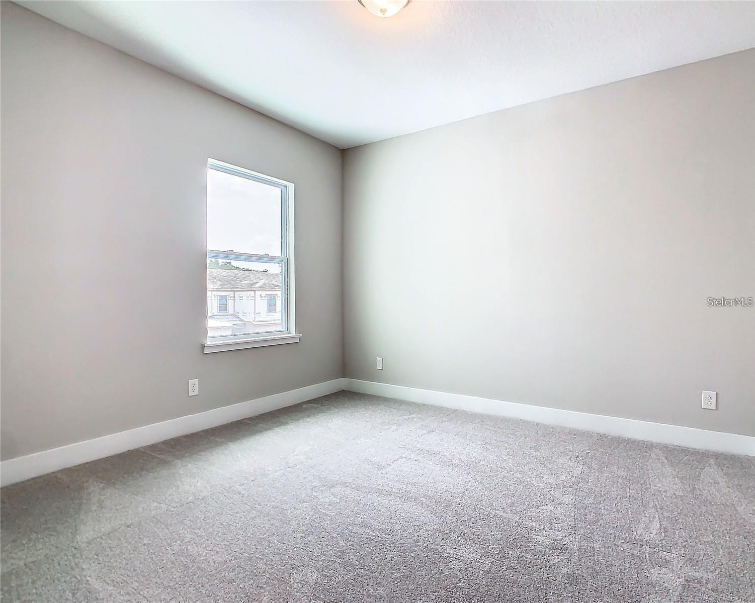 SPECTRUM AT REUNION PH 2 - Residential Lease