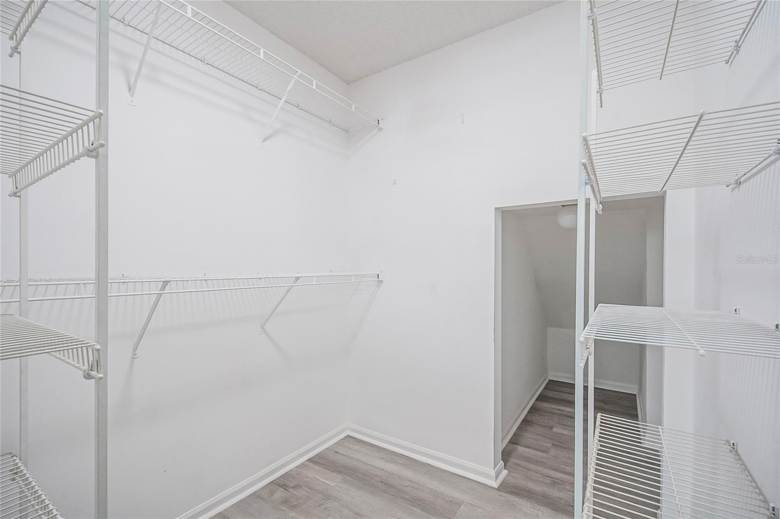 HUNTERS CREEK TR 430A PH 01 - Residential Lease