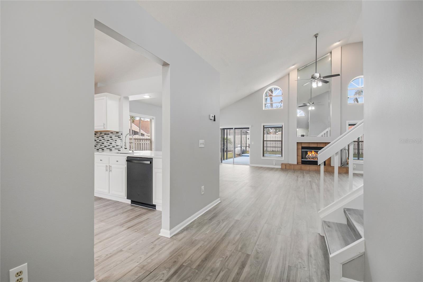 HUNTERS CREEK TR 430A PH 01 - Residential Lease