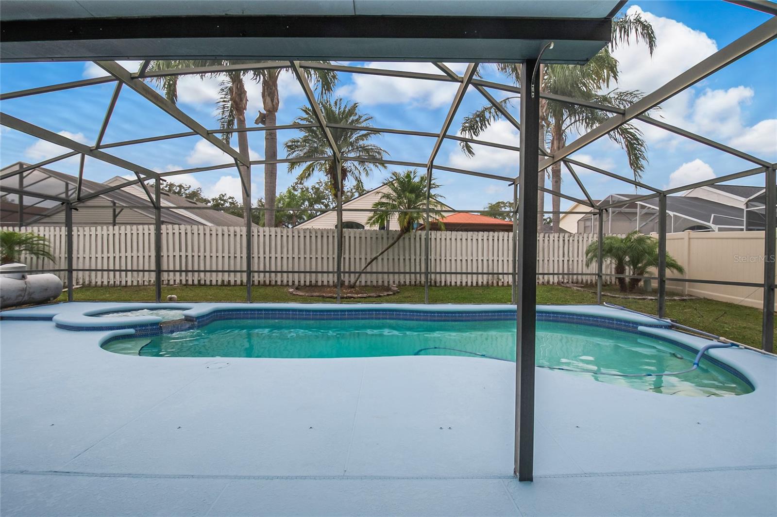 HUNTERS CREEK TR 430A PH 01 - Residential Lease