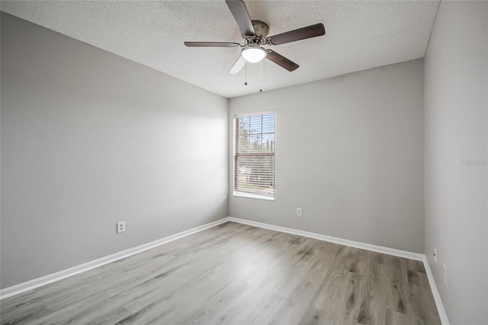 HUNTERS CREEK TR 430A PH 01 - Residential Lease