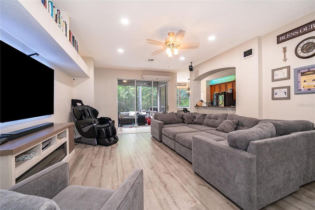 Photo of 9808 Bennington Chase Drive, Orlando, FL 32829 (MLS # O6350689)