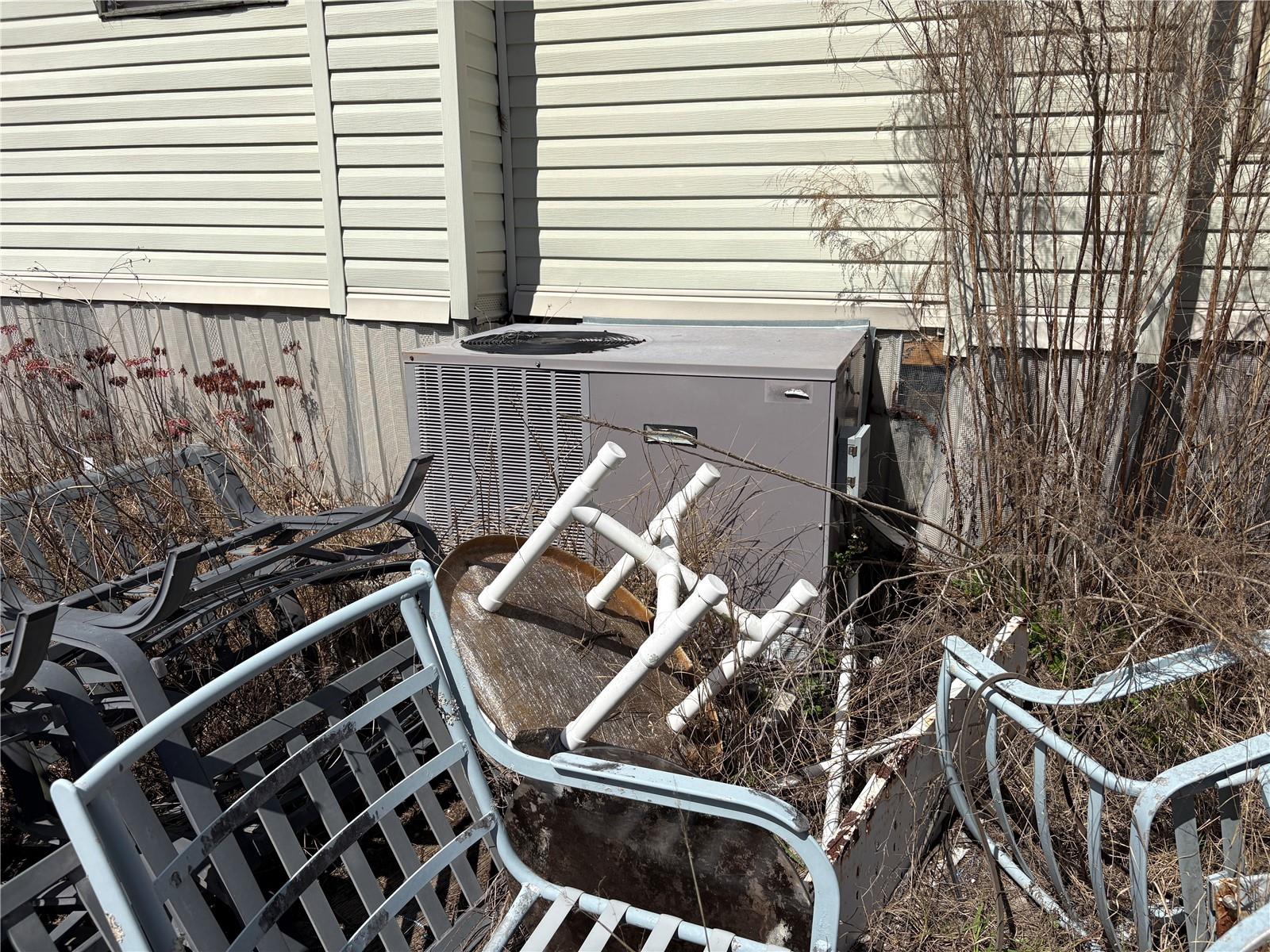 PINE RDG - Residential