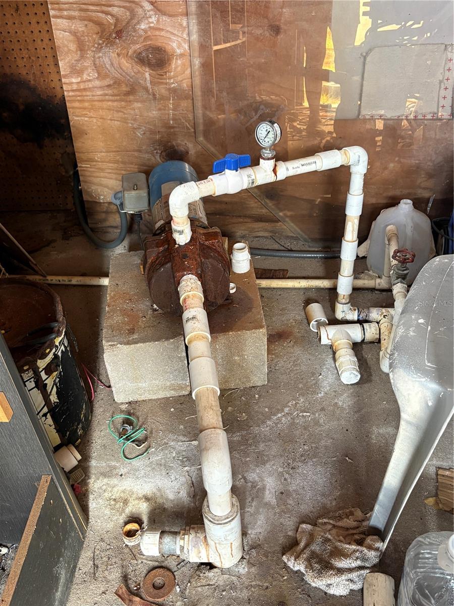 PINE RDG - Residential