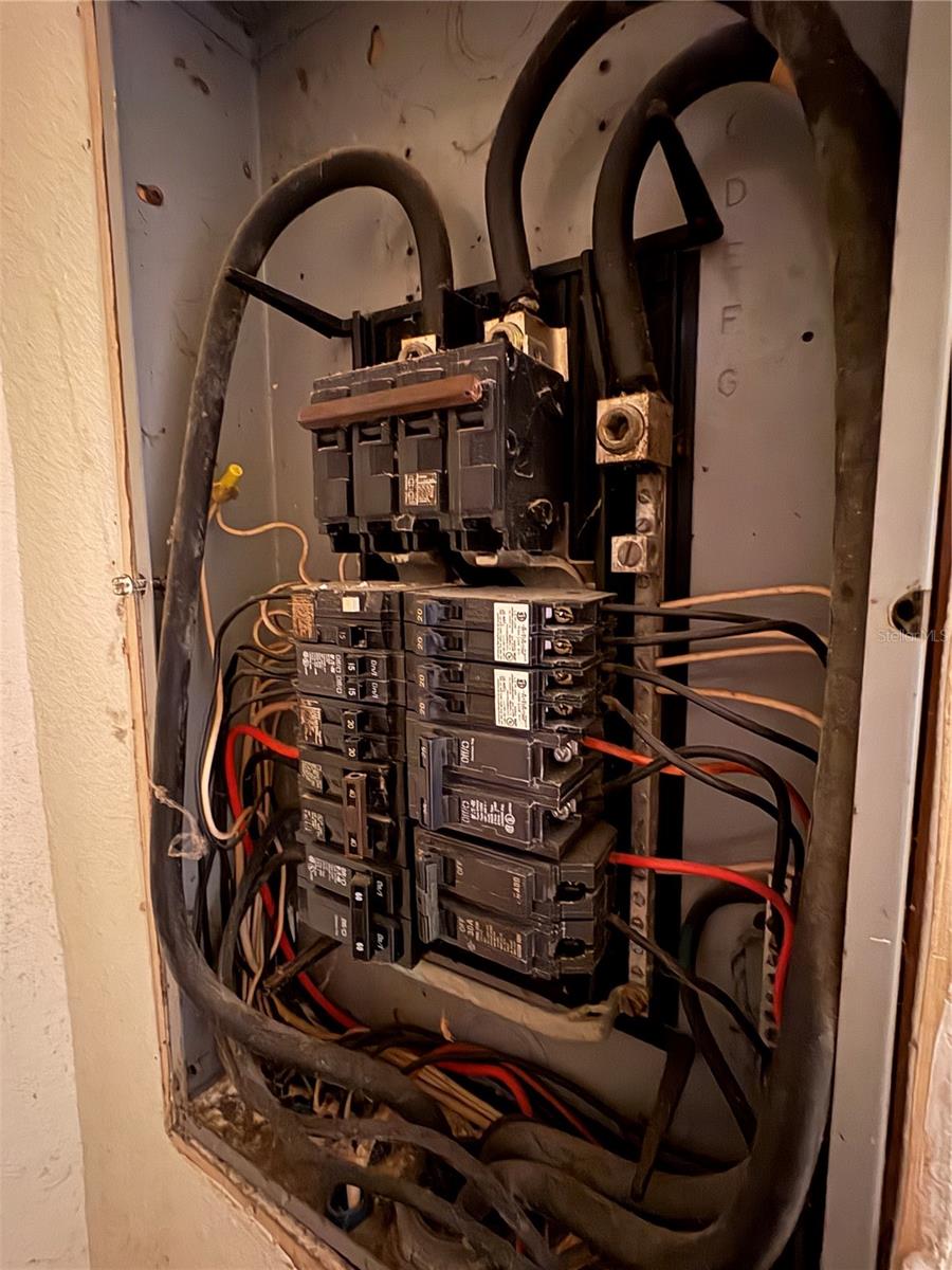 PINE RDG - Residential