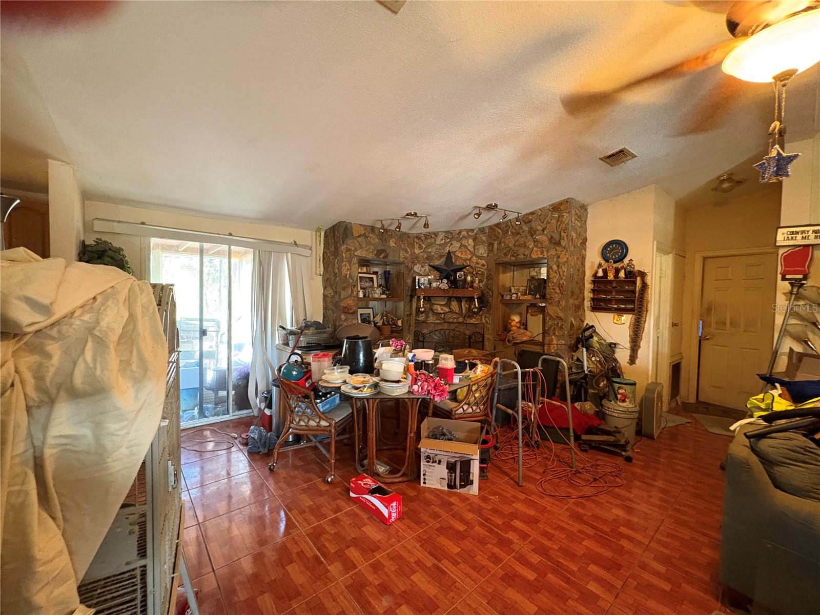 PINE RDG - Residential