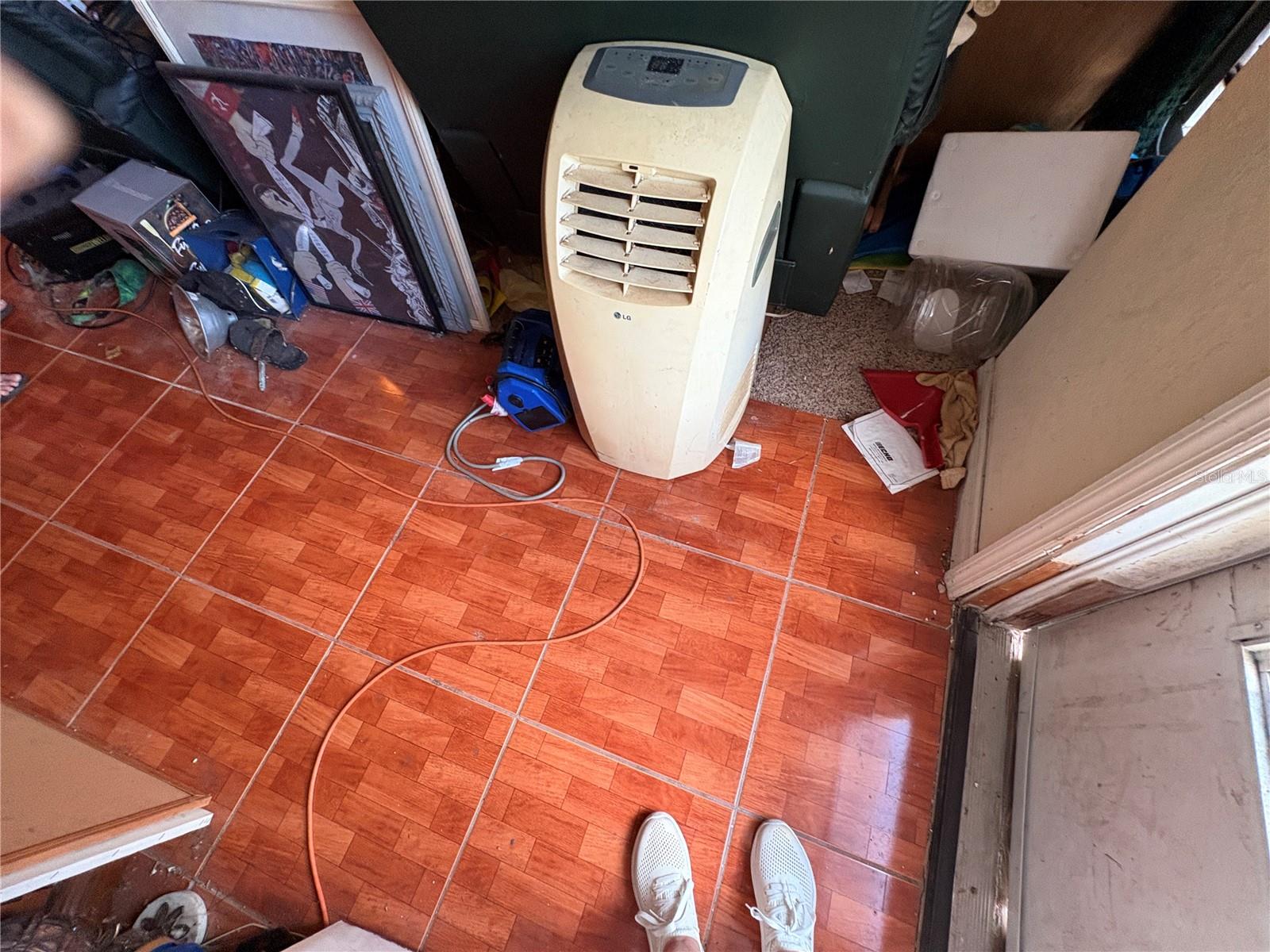 PINE RDG - Residential