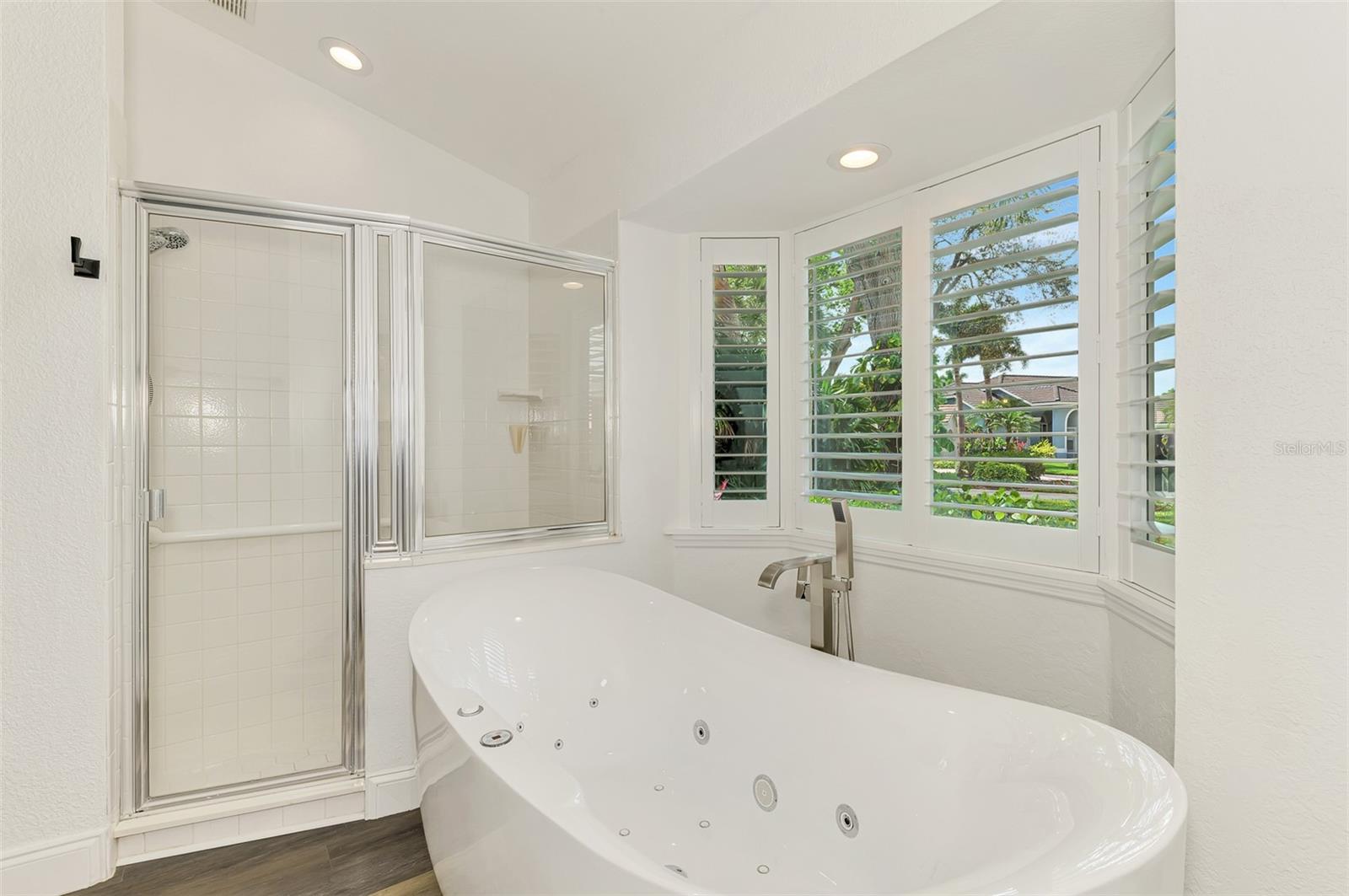 STONEBRIDGE AT RIVERWOOD - Residential