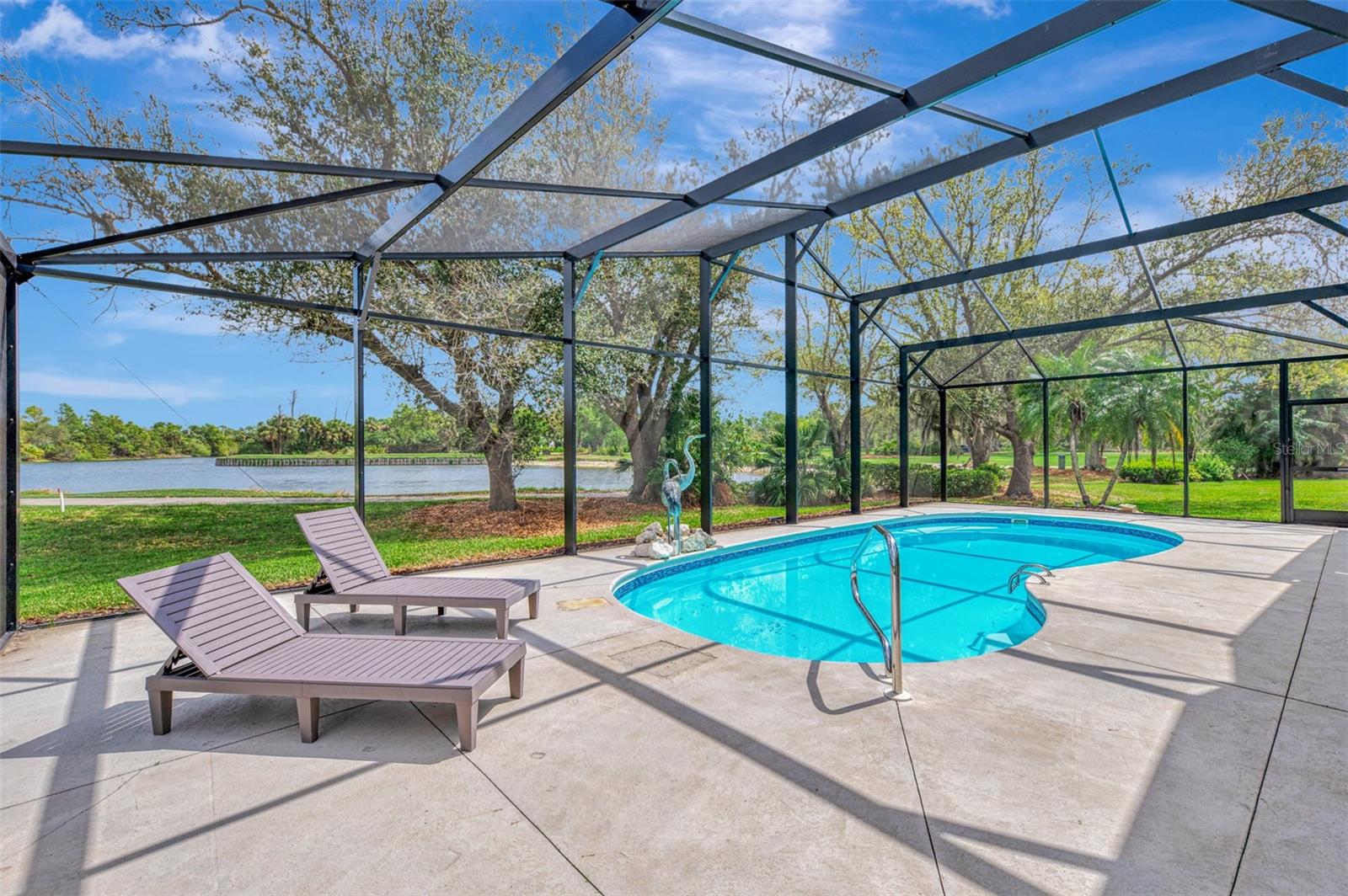 STONEBRIDGE AT RIVERWOOD - Residential