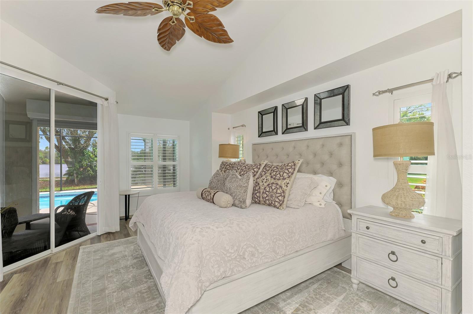 STONEBRIDGE AT RIVERWOOD - Residential